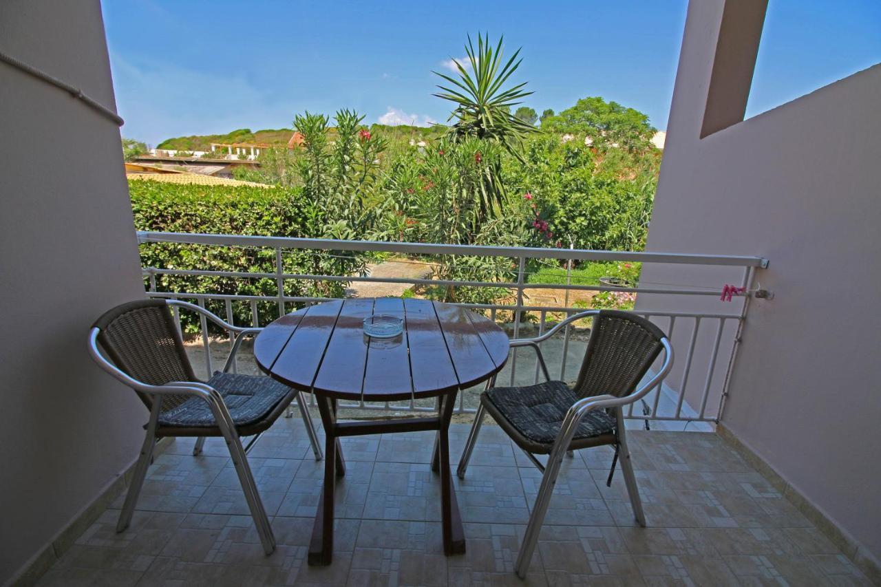 Santa Barbara Lakis Apartments Perivolion Exterior photo
